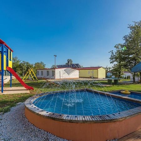 Holiday Park Village Jelovci Kringa Zewnętrze zdjęcie