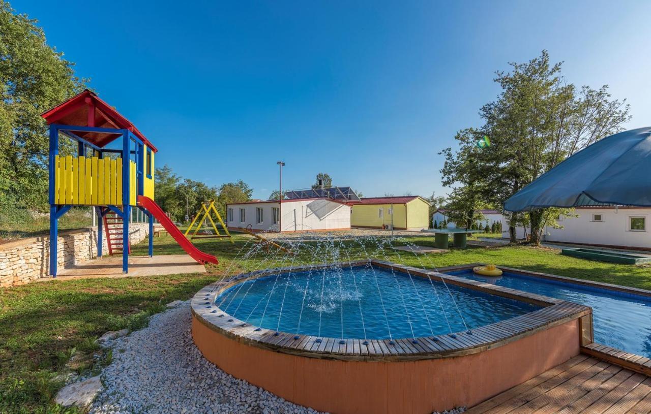 Holiday Park Village Jelovci Kringa Zewnętrze zdjęcie