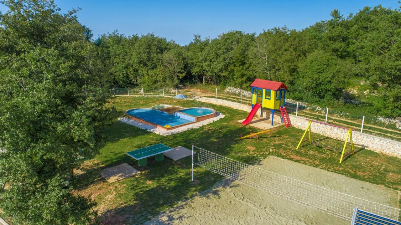 Holiday Park Village Jelovci Kringa Zewnętrze zdjęcie