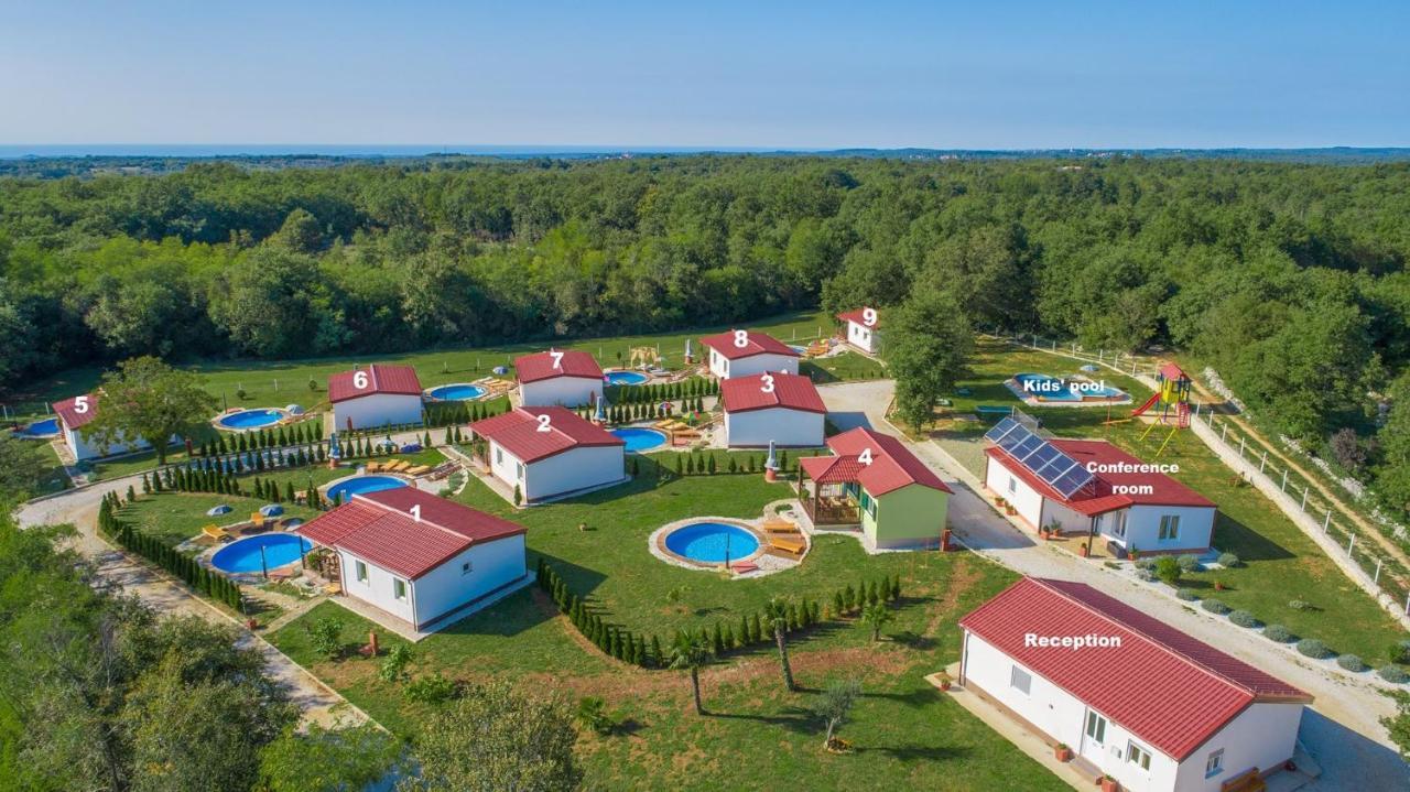 Holiday Park Village Jelovci Kringa Zewnętrze zdjęcie