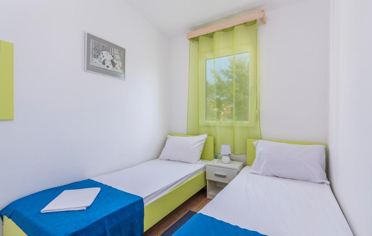 Holiday Park Village Jelovci Kringa Zewnętrze zdjęcie