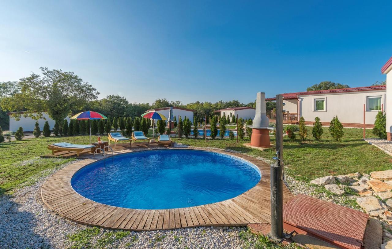 Holiday Park Village Jelovci Kringa Zewnętrze zdjęcie